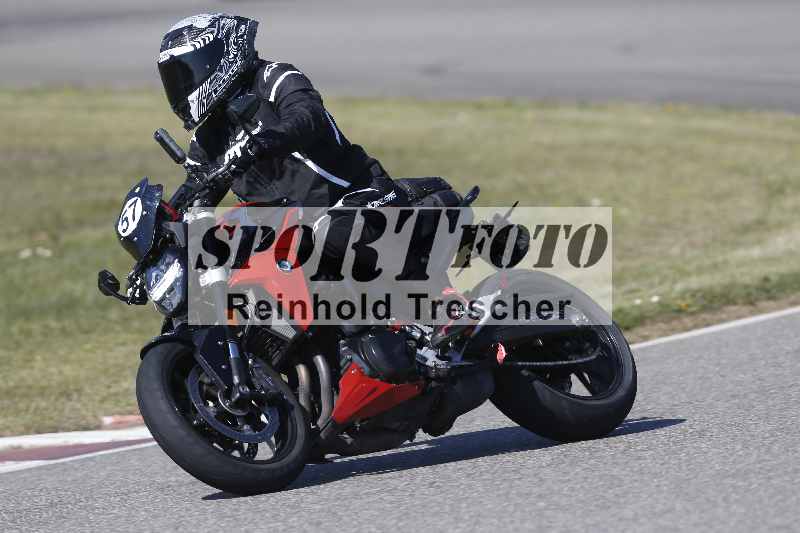 /01 02.04.2026 MAZ ADR/Gruppe gelb Gruppe gruen/57